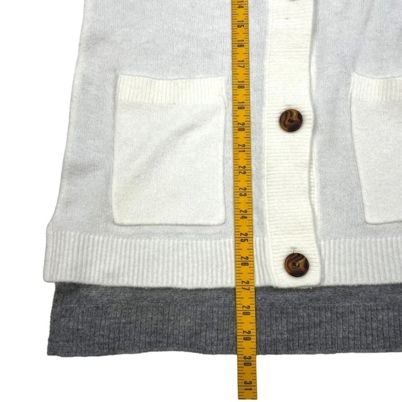 NWT Vigoss Ivory Grey Colorblock Longline Button Pocket Cardigan Sweater Size S - Picture 5 of 7